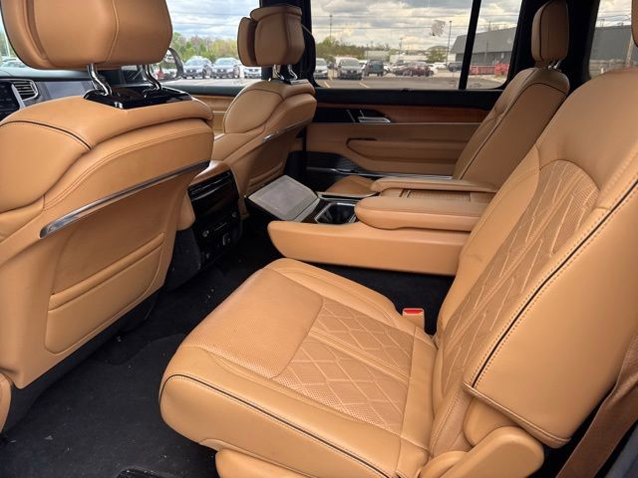 jeep grand wagoneer 2022 1C4SJVGP0NS201916 image jeep grand wagoneer 2022 1C4SJVGP0NS201916 image